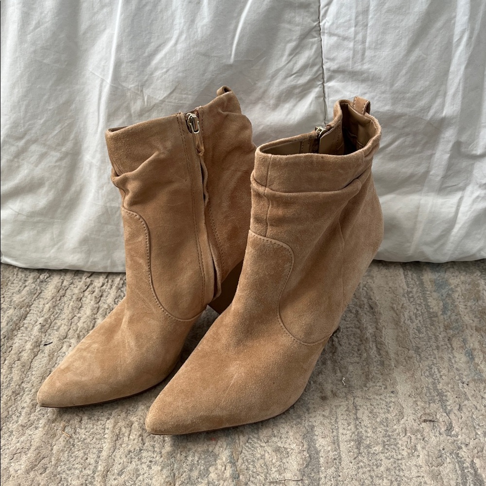 Sam Edelman Beige Leather Interior